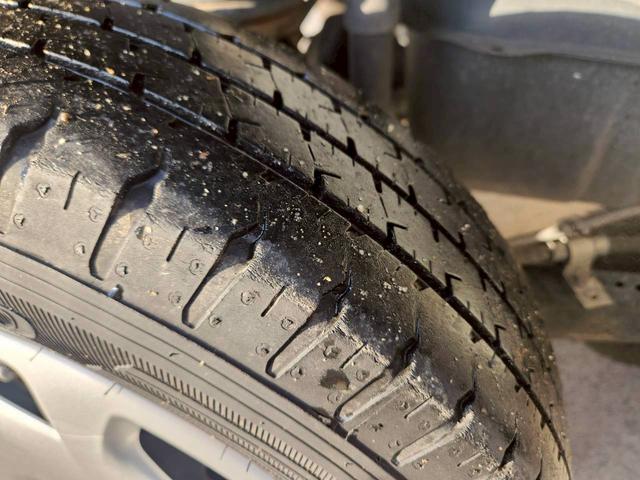 ＮＶ１００クリッパーバン ＧＸ　ルーフラック　ＥＴＣ　純正ナビ　ワンセグ　Ｂｌｕｅｔｏｏｔｈ　ＡＴ　キーレス　２列目ヘッドレスト付き（24枚目）