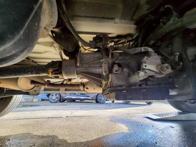 ＮＶ１００クリッパーバン ＧＸ　ルーフラック　ＥＴＣ　純正ナビ　ワンセグ　Ｂｌｕｅｔｏｏｔｈ　ＡＴ　キーレス　２列目ヘッドレスト付き（27枚目）