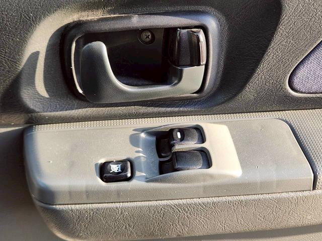 ＮＶ１００クリッパーバン ＧＸ　ルーフラック　ＥＴＣ　純正ナビ　ワンセグ　Ｂｌｕｅｔｏｏｔｈ　ＡＴ　キーレス　２列目ヘッドレスト付き（43枚目）