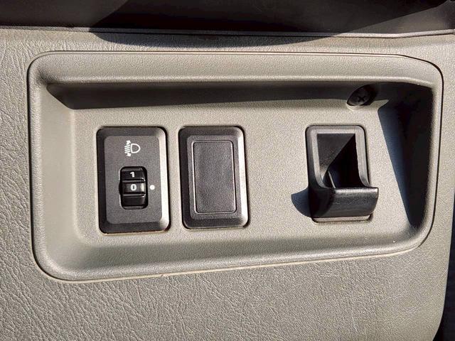 ＮＶ１００クリッパーバン ＧＸ　ルーフラック　ＥＴＣ　純正ナビ　ワンセグ　Ｂｌｕｅｔｏｏｔｈ　ＡＴ　キーレス　２列目ヘッドレスト付き（60枚目）