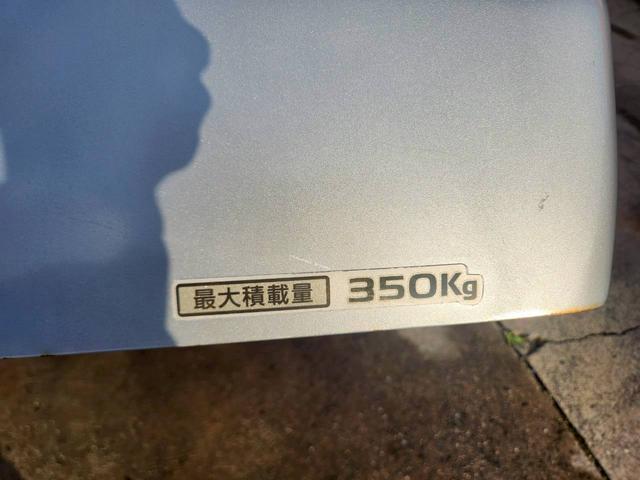 ＮＶ１００クリッパーバン ＧＸ　ルーフラック　ＥＴＣ　純正ナビ　ワンセグ　Ｂｌｕｅｔｏｏｔｈ　ＡＴ　キーレス　２列目ヘッドレスト付き（65枚目）