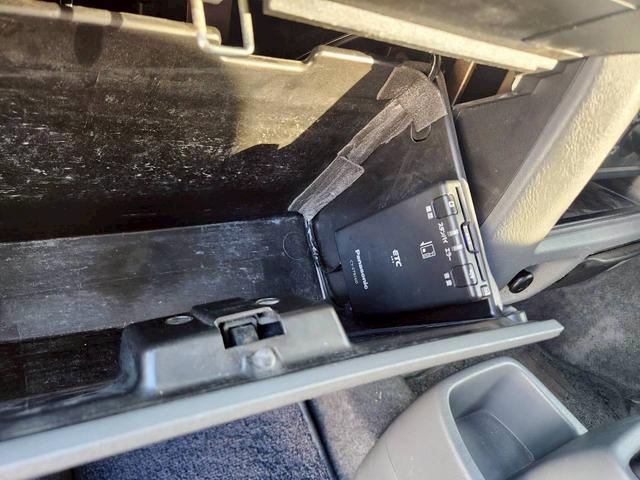 ＮＶ１００クリッパーバン ＧＸ　ルーフラック　ＥＴＣ　純正ナビ　ワンセグ　Ｂｌｕｅｔｏｏｔｈ　ＡＴ　キーレス　２列目ヘッドレスト付き（70枚目）