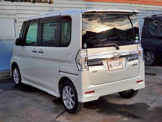 タント カスタムＸ　ＳＡ　社外ナビ　地デジ　Ｂｌｕｅｔｏｏｔｈ　バックカメラ　ＥＴＣ車載器　クラッツィオシートカバー　リアモニター１０．２インチ　スマートキー　１４インチ純正アルミ　左側パワースライドドア　スマートアシスト（12枚目）