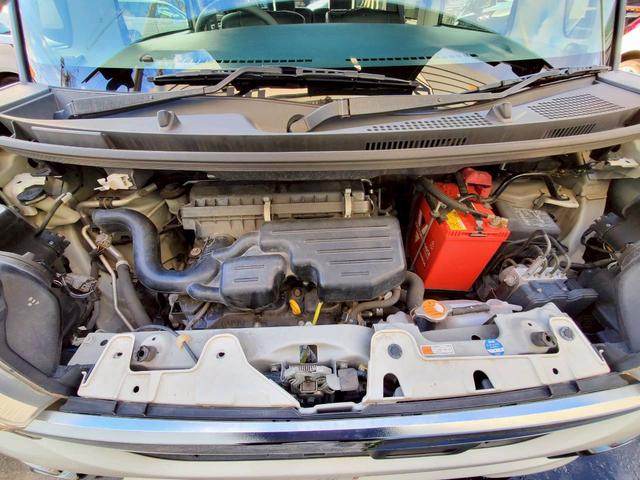 タント カスタムＸ　ＳＡ　社外ナビ　地デジ　Ｂｌｕｅｔｏｏｔｈ　バックカメラ　ＥＴＣ車載器　クラッツィオシートカバー　リアモニター１０．２インチ　スマートキー　１４インチ純正アルミ　左側パワースライドドア　スマートアシスト（17枚目）