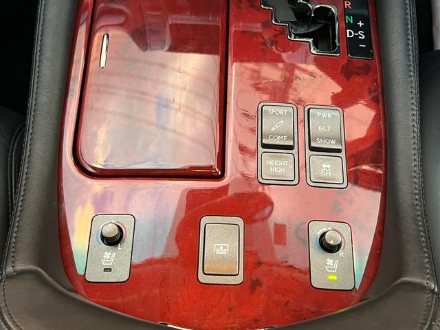 ＬＳ ＬＳ４６０　バージョンＣ　Ｉパッケージ　ユーザー買取／純正ＨＤＤナビ／マークレビンソン／バックカメラ／サンルーフ／黒レザーシート／パワーシート（34枚目）