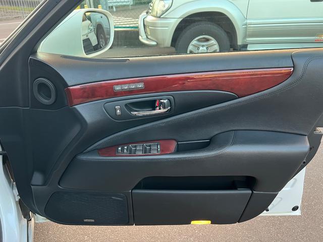ＬＳ ＬＳ４６０　バージョンＣ　Ｉパッケージ　ユーザー買取／純正ＨＤＤナビ／マークレビンソン／バックカメラ／サンルーフ／黒レザーシート／パワーシート（49枚目）