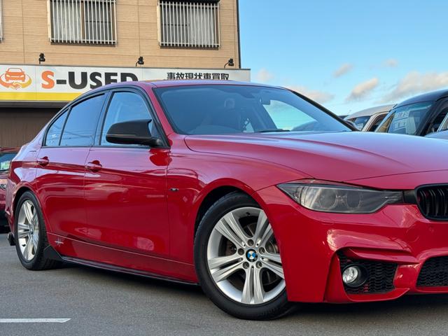 ３シリーズ ３２０ｉ　スポーツ　Ｍ３バンパー／Ｍ３グリルＲＳＲダウンサス／黒レザーシート／純正ナビ／ＨＩＤヘッドライト／バックモニター／前後ドラレコ／リアスポイラー／ミラー内蔵型ＥＴＣ／ルーフスポイラー／ミラーカバー（20枚目）