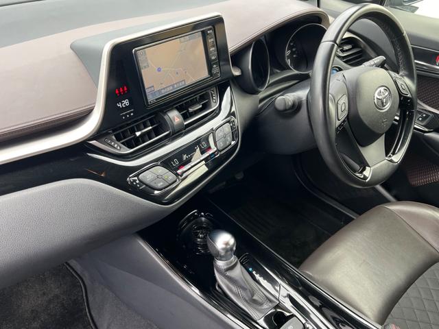 Ｃ－ＨＲ Ｇ　ワンオーナー／ユーザー買取／純正ナビ／バックカメラ／スマートキー／プッシュスタート／純正アルミ（46枚目）