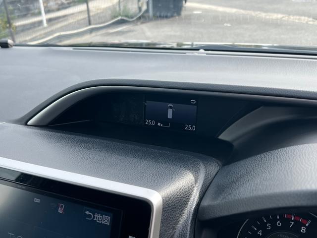 ヴォクシー ZS 煌 ユーザー買取/モデリスタ/両側パワスラ/バックカメラ/プッシュスタート(37枚目)