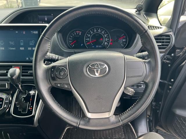 ヴォクシー ZS 煌 ユーザー買取/モデリスタ/両側パワスラ/バックカメラ/プッシュスタート(39枚目)