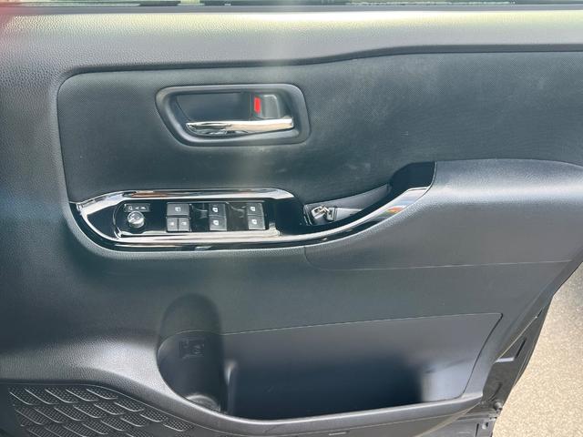 ヴォクシー ZS 煌 ユーザー買取/モデリスタ/両側パワスラ/バックカメラ/プッシュスタート(46枚目)