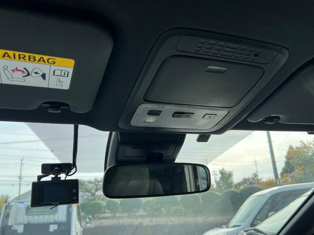 ヴォクシー ZS 煌 ユーザー買取/モデリスタ/両側パワスラ/バックカメラ/プッシュスタート(52枚目)