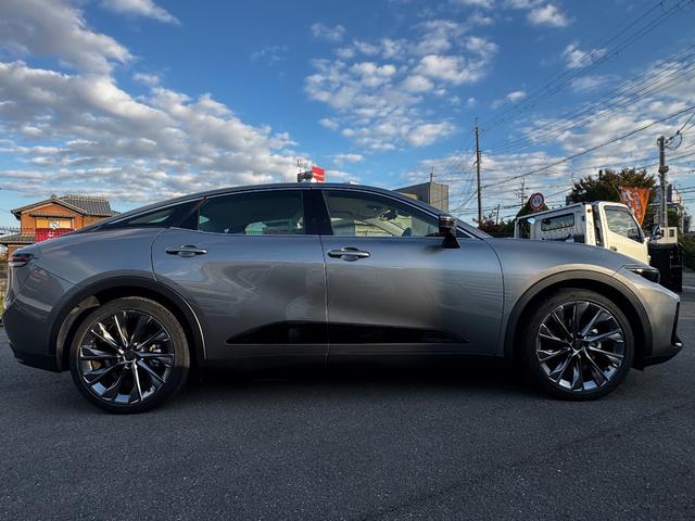 クラウンクロスオーバー Ｇアドバンスド・レザーパッケージ　４ＷＤ／ワンオーナー／ユーザー買取／純正ナビ／全方位モニター／ベージュレザーシート／デジタルインナーミラー／パワーバックドア（9枚目）