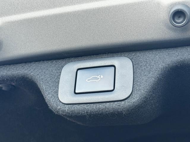 クラウンクロスオーバー Ｇアドバンスド・レザーパッケージ　４ＷＤ／ワンオーナー／ユーザー買取／純正ナビ／全方位モニター／ベージュレザーシート／デジタルインナーミラー／パワーバックドア（36枚目）