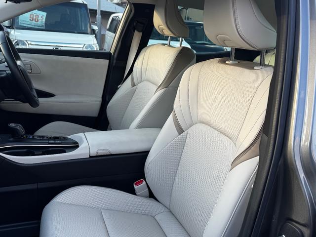 クラウンクロスオーバー Ｇアドバンスド・レザーパッケージ　４ＷＤ／ワンオーナー／ユーザー買取／純正ナビ／全方位モニター／ベージュレザーシート／デジタルインナーミラー／パワーバックドア（47枚目）