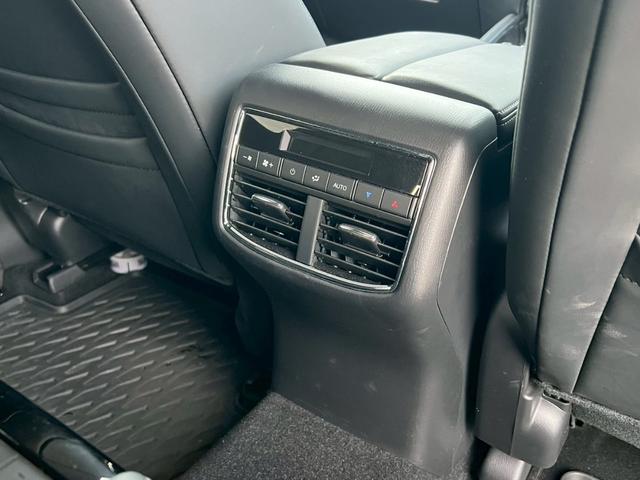 ＣＸ－８ ＸＤ　エクスクルーシブモード　ワンオーナー／純正ナビ／全方位モニター／黒革シート／パワーシート／ヘッドアップディスプレイ／ＢＯＳＥスピーカー／パワーバックドア／ルーフレール（38枚目）