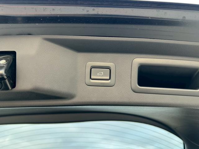 ＣＸ－８ ＸＤ　エクスクルーシブモード　ワンオーナー／純正ナビ／全方位モニター／黒革シート／パワーシート／ヘッドアップディスプレイ／ＢＯＳＥスピーカー／パワーバックドア／ルーフレール（46枚目）