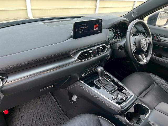 ＣＸ－８ ＸＤ　エクスクルーシブモード　ワンオーナー／純正ナビ／全方位モニター／黒革シート／パワーシート／ヘッドアップディスプレイ／ＢＯＳＥスピーカー／パワーバックドア／ルーフレール（55枚目）