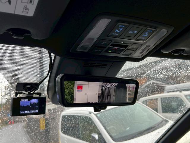 ヴォクシー ハイブリッドＳ－Ｚ　ワンオーナー／１０．５インチナビ／デジタルインナーミラー／３眼ＬＥＤヘッドライト／２列目オットマン／両側パワースライドドア／パワーバックドア／ＴＺドライブレコーダー（52枚目）