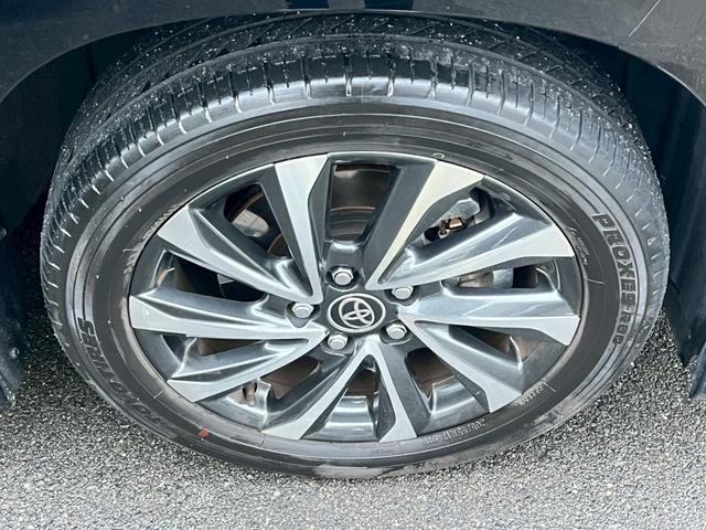 ヴォクシー ハイブリッドＳ－Ｚ　ワンオーナー／１０．５インチナビ／デジタルインナーミラー／３眼ＬＥＤヘッドライト／２列目オットマン／両側パワースライドドア／パワーバックドア／ＴＺドライブレコーダー（61枚目）