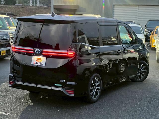 ヴォクシー ハイブリッドＳ－Ｚ　ワンオーナー／１０．５インチナビ／デジタルインナーミラー／３眼ＬＥＤヘッドライト／２列目オットマン／両側パワースライドドア／パワーバックドア／ＴＺドライブレコーダー（66枚目）