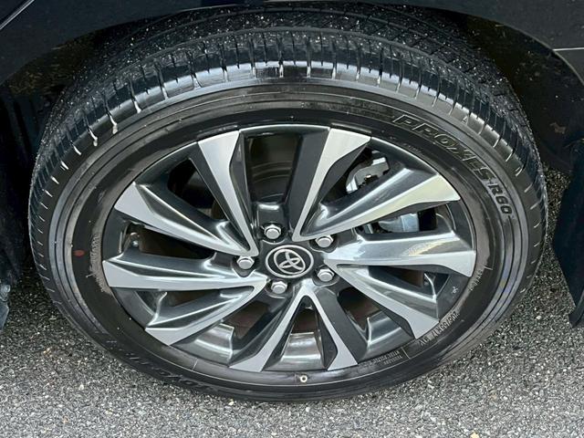 ヴォクシー ハイブリッドＳ－Ｚ　ワンオーナー／１０．５インチナビ／デジタルインナーミラー／３眼ＬＥＤヘッドライト／２列目オットマン／両側パワースライドドア／パワーバックドア／ＴＺドライブレコーダー（71枚目）