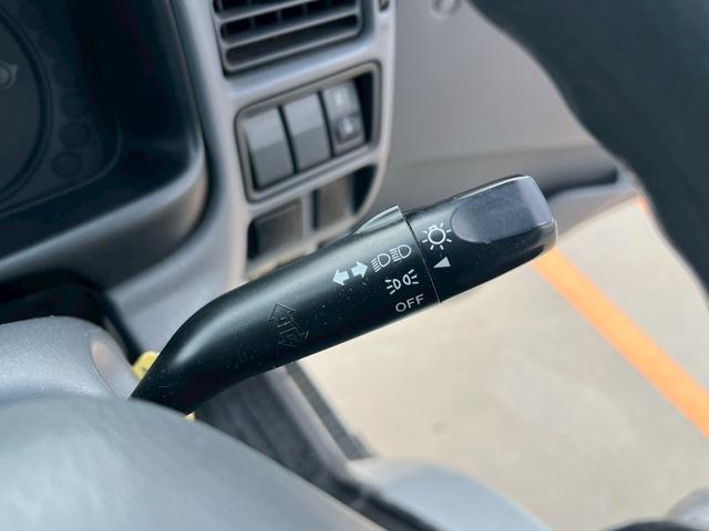 ボンゴトラック ＤＸ　ユーザー買取／４ＷＤ／コラムオートマ／パワステ／エアコン／両側エアバック／ＡＢＳ（21枚目）