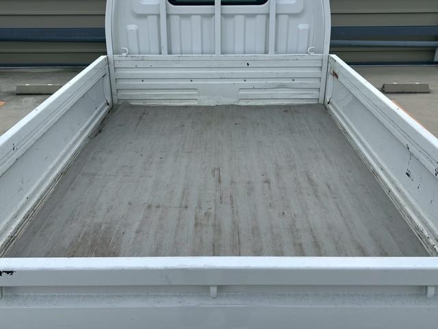 ボンゴトラック ＤＸ　ユーザー買取／４ＷＤ／コラムオートマ／パワステ／エアコン／両側エアバック／ＡＢＳ（33枚目）