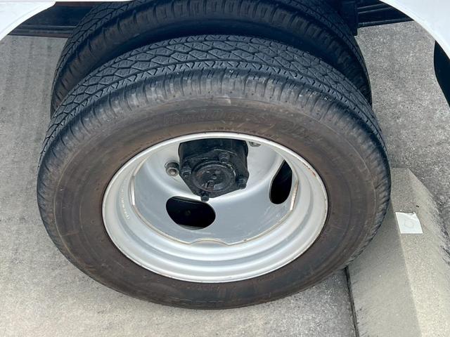 ボンゴトラック ＤＸ　ユーザー買取／４ＷＤ／コラムオートマ／パワステ／エアコン／両側エアバック／ＡＢＳ（40枚目）