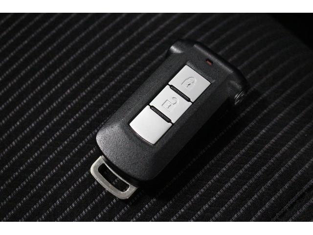 デイズルークス Ｘ　Ｖセレクション　７インチナビ　アラウンドビューカメラ　純正アルミホイール　両側パワースライド　ＥＴＣ　ドライブレコーダー　天井サーキュレーター　シートバックテーブル　ベンチシート　フルフラットシート　スマートキー（20枚目）
