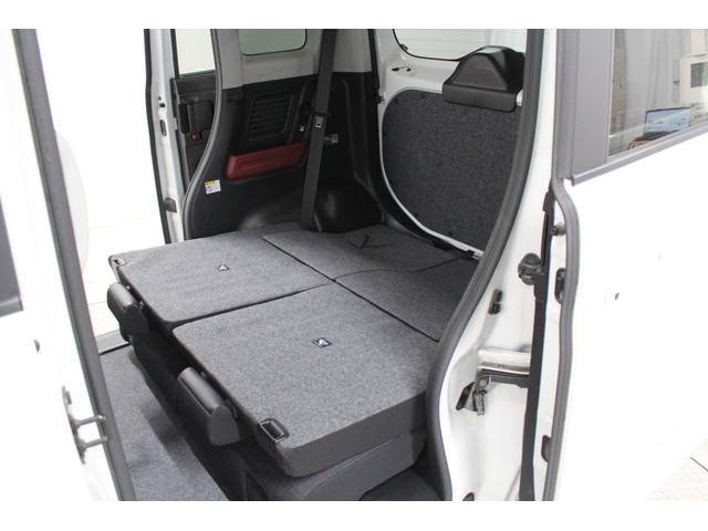 スペーシア ハイブリッドX 社外フルセグナビ ETC 両側パワースライド シートヒーター フロアマット サイドバイザー 天井サーキュレーター フルフラットシート アームレストコンソール アイドリングストップ オートエアコン(61枚目)