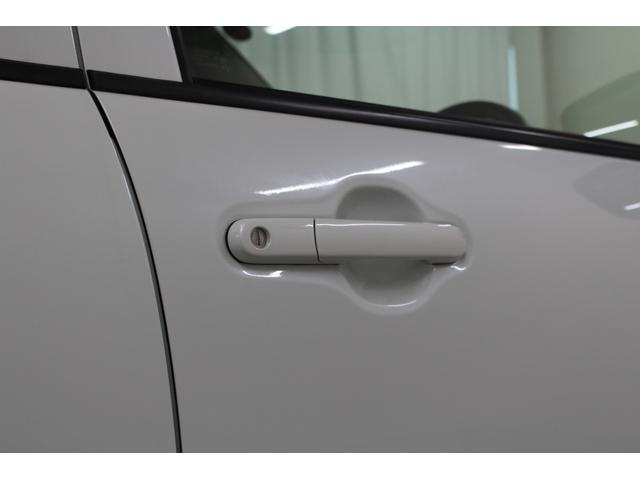 ワゴンＲ ＦＸ　純正オーディオ　電動格納ドアミラー　オートエアコン　キーレスキー　スペアキー　ベンチシート　フルフラットシート　座席下収納　アイドリングストップ　ヘッドライトレベライザー（29枚目）