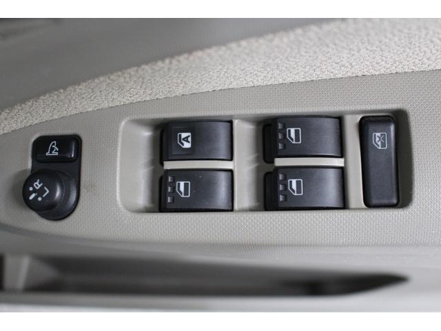 ムーヴ Ｌ　社外１ＤＩＮオーディオ　電動格納ドアミラー　キーレスキー　フルフラットシート　アームレストコンソール　トランク横開き　フロアマット　サイドバイザー　マニュアルエアコン（33枚目）