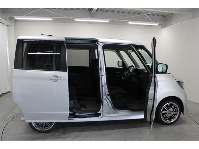 パレットＳＷ リミテッド　社外ナビ　Ｂｌｕｅｔｏｏｔｈ対応　ＥＴＣ　ＨＩＤヘッドライト　社外アルミホイール　プッシュスタート　フォグライト　片側パワースライド　アームレストコンソール　スペアキー　ベンチシート　フルフラット（12枚目）