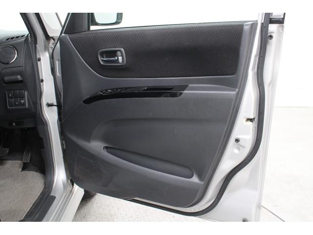 パレットＳＷ リミテッド　社外ナビ　Ｂｌｕｅｔｏｏｔｈ対応　ＥＴＣ　ＨＩＤヘッドライト　社外アルミホイール　プッシュスタート　フォグライト　片側パワースライド　アームレストコンソール　スペアキー　ベンチシート　フルフラット（28枚目）