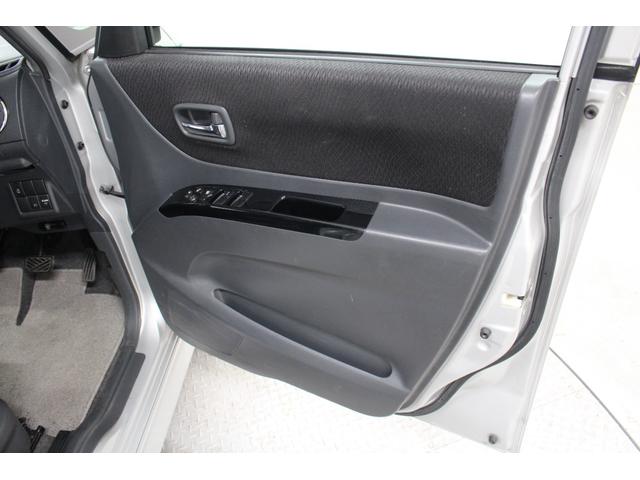 パレットＳＷ リミテッド　社外ナビ　Ｂｌｕｅｔｏｏｔｈ対応　ＥＴＣ　ＨＩＤヘッドライト　社外アルミホイール　プッシュスタート　フォグライト　片側パワースライド　アームレストコンソール　スペアキー　ベンチシート　フルフラット（29枚目）