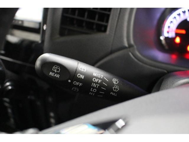 パレットＳＷ リミテッド　社外ナビ　Ｂｌｕｅｔｏｏｔｈ対応　ＥＴＣ　ＨＩＤヘッドライト　社外アルミホイール　プッシュスタート　フォグライト　片側パワースライド　アームレストコンソール　スペアキー　ベンチシート　フルフラット（42枚目）