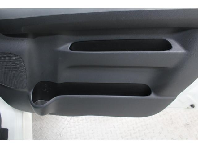 スペーシア Ｘリミテッド　純正フルセグナビ　ＥＴＣ　スマートキー　シートヒーター　両側パワースライドドア　レーダーブレーキサポート　ＨＩＤヘッドライト　ステアリングリモコン　電動格納ドアミラー　アイドリングストップ（28枚目）