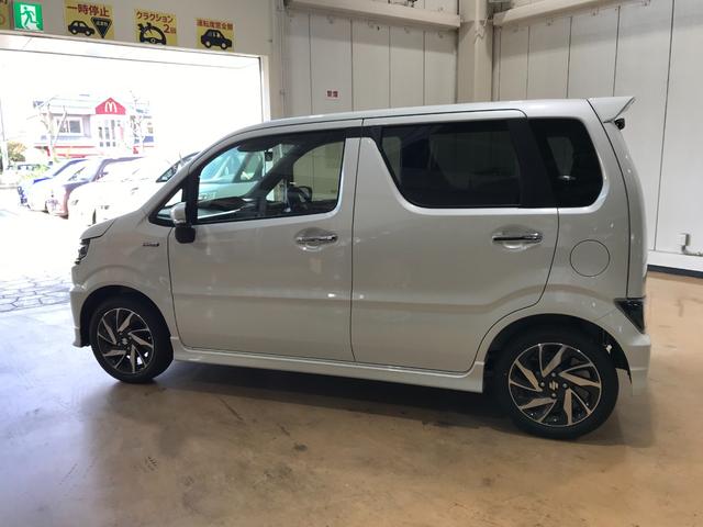 ワゴンＲカスタムＺ ハイブリッドＺＴ　登録済未使用車　ハイブリッド車　ターボ　ＬＥＤヘッドライト　フォグライト　シートヒーター　ＵＳＢソケット　プッシュスタート　純正アルミホイール　スマートキー　アームレストコンソール　座席下収納（11枚目）