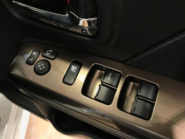 ワゴンＲカスタムＺ ハイブリッドＺＴ　登録済未使用車　ハイブリッド車　ターボ　ＬＥＤヘッドライト　フォグライト　シートヒーター　ＵＳＢソケット　プッシュスタート　純正アルミホイール　スマートキー　アームレストコンソール　座席下収納（44枚目）