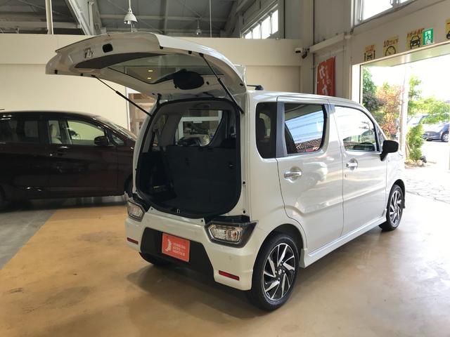 ワゴンＲカスタムＺ ハイブリッドＺＴ　登録済未使用車　ハイブリッド車　ターボ　ＬＥＤヘッドライト　フォグライト　シートヒーター　ＵＳＢソケット　プッシュスタート　純正アルミホイール　スマートキー　アームレストコンソール　座席下収納（72枚目）