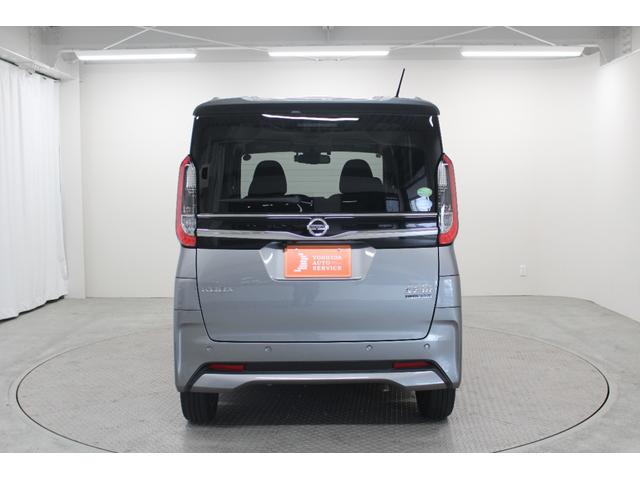 ルークス ハイウェイスター X 純正9インチナビ アラウンドビューモニター ETC 片側パワースライドドア LEDヘッドライト フォグライト 純正アルミホイール シートバックテーブル 天井サーキュレーター ステアリングリモコン(7枚目)