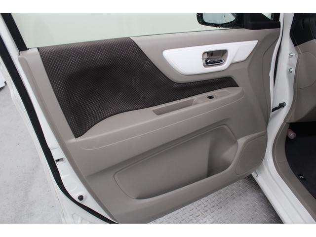 N-WGN Gコンフォートパッケージ 1DINオーディオ シートヒーター プッシュスタート スマートキー サイドバイザー 純正フロアマット HIDヘッドライト オートライト 電動格納ドアミラー ベンチシート フルフラットシート(32枚目)