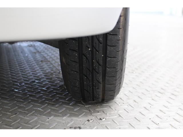 ＡＺワゴン ＸＧ　純正オーディオ　電動格納ドアミラー　ハロゲンヘッドライト　キーレスキー　マニュアルエアコン　フルフラットシート　修復歴無し車両（15枚目）