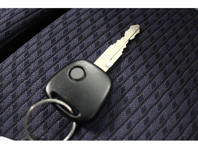 ＡＺワゴン ＸＧ　純正オーディオ　電動格納ドアミラー　ハロゲンヘッドライト　キーレスキー　マニュアルエアコン　フルフラットシート　修復歴無し車両（78枚目）