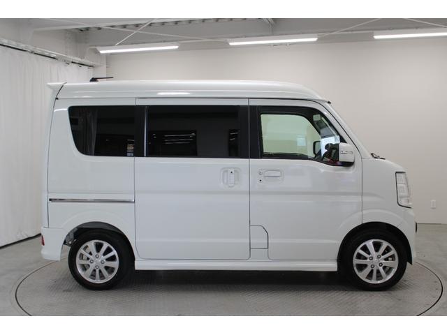 【両側パワースライドドア】両手がふさがっていてもボタン一つで開閉できるので楽々★