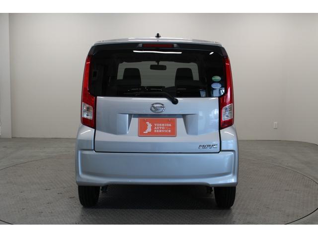 ムーヴ Ｌ　ＣＤオーディオ　キーレスキー　電動格納ドアミラー　サイドバイザー　フロアマット　マニュアルエアコン　アームレストコンソール　ベンチシート　フルフラットシート　パワーウィンドウ（7枚目）