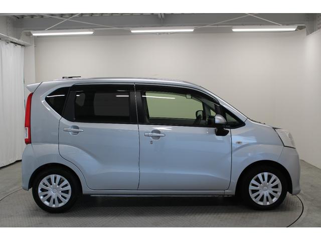 ムーヴ Ｌ　ＣＤオーディオ　キーレスキー　電動格納ドアミラー　サイドバイザー　フロアマット　マニュアルエアコン　アームレストコンソール　ベンチシート　フルフラットシート　パワーウィンドウ（11枚目）