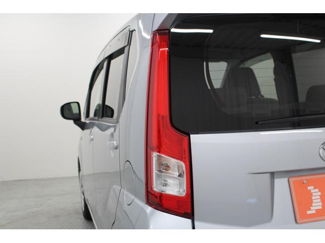 ムーヴ Ｌ　ＣＤオーディオ　キーレスキー　電動格納ドアミラー　サイドバイザー　フロアマット　マニュアルエアコン　アームレストコンソール　ベンチシート　フルフラットシート　パワーウィンドウ（17枚目）