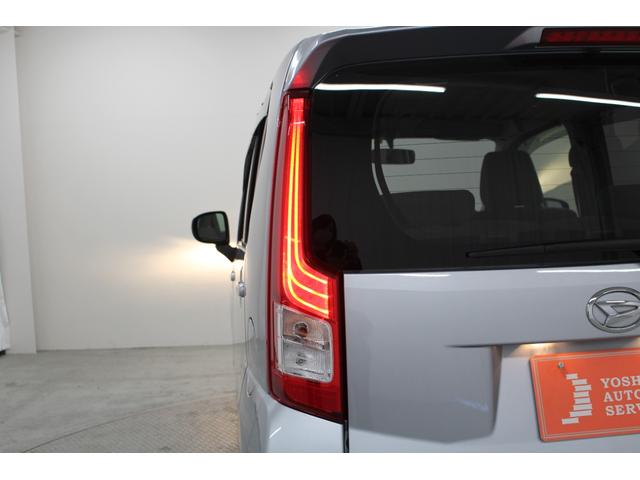 ムーヴ Ｌ　ＣＤオーディオ　キーレスキー　電動格納ドアミラー　サイドバイザー　フロアマット　マニュアルエアコン　アームレストコンソール　ベンチシート　フルフラットシート　パワーウィンドウ（20枚目）